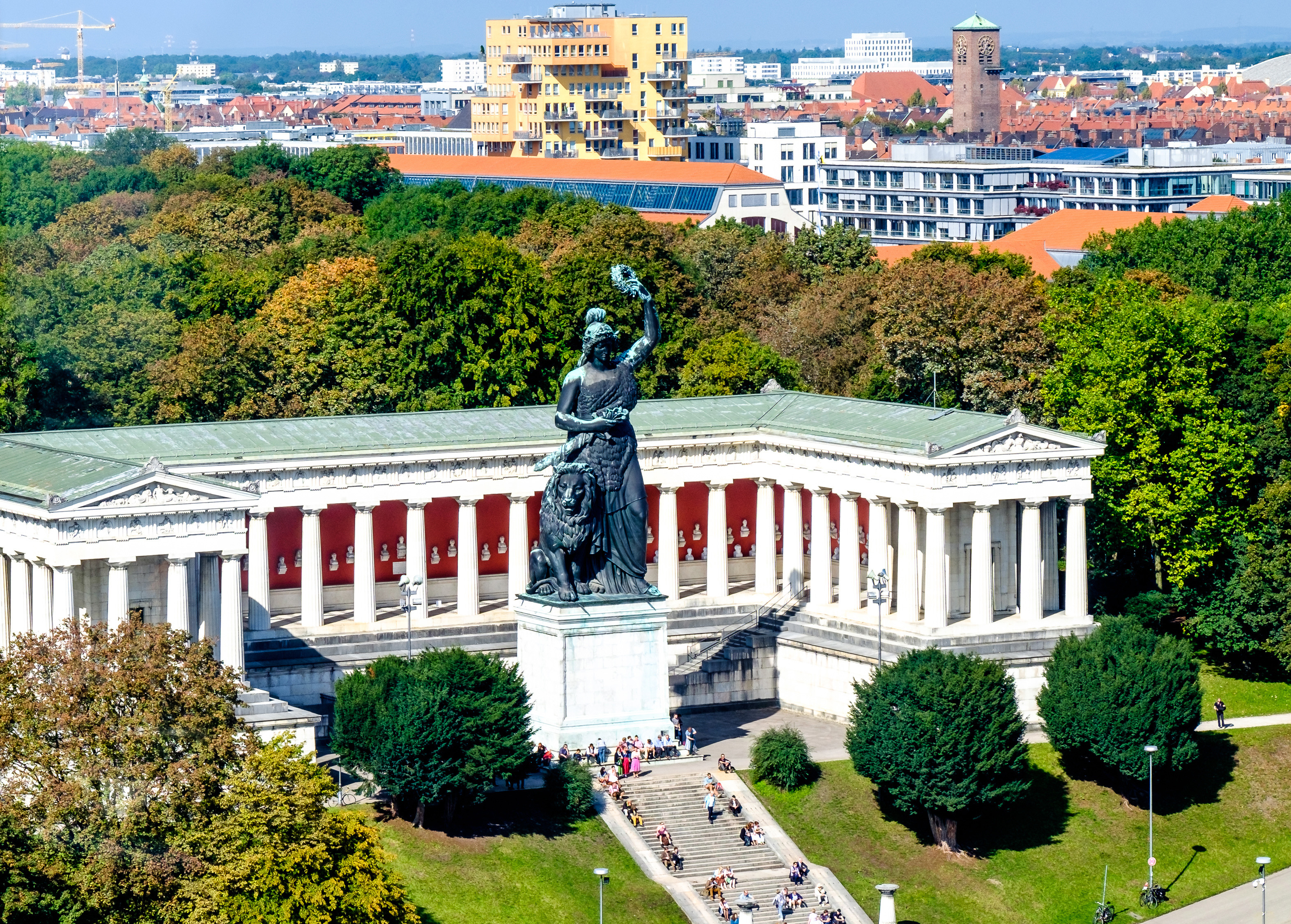 Bavaria Statue an der Theresienwiese Bavaria Statue an der Theresienwiese